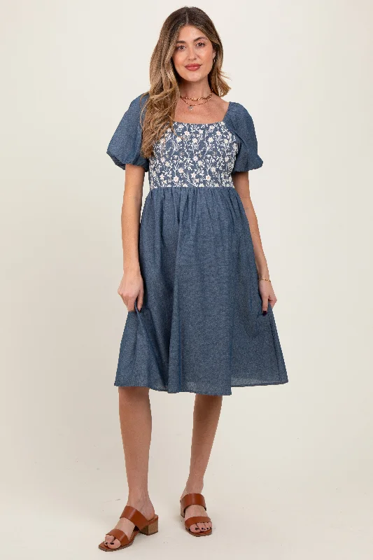 Pocket - Equipped Casual Dresses for Practicality​ Blue Chambray Floral Embroidered Short Sleeve Maternity Midi Dress