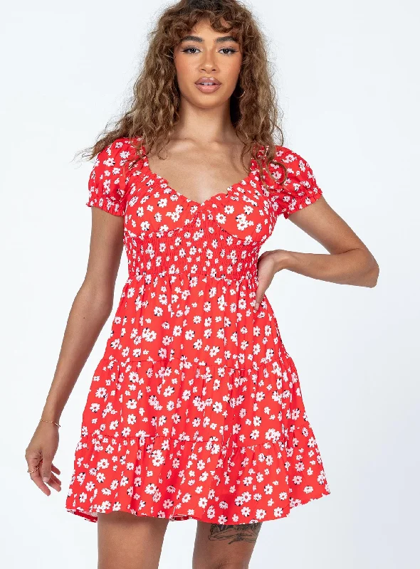 Mini dresses with gathered skirts for a voluminous effect Daniela Mini Dress Floral Red