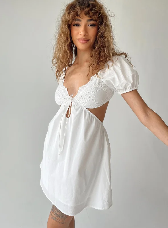Mini dresses with cold - shoulder designs Elizer Mini Dress White