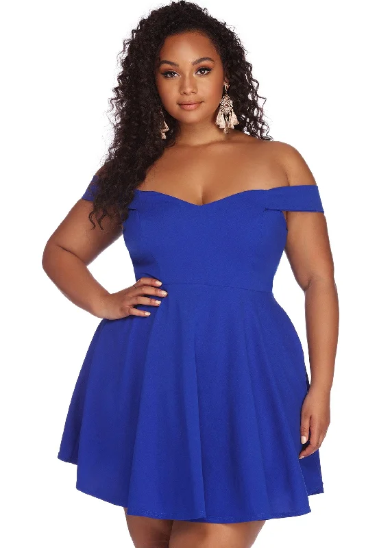 Mini dresses with keyhole necklines Plus Charming Sweetheart Skater Dress