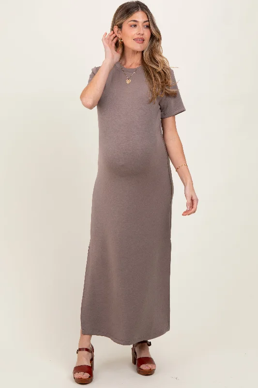 Weekend - Wear Casual Dresses for a Laid - Back Look​ Taupe Basic Side Slit Short Sleeve Maternity Midi Dress