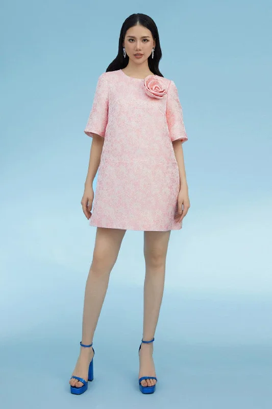 Festival - Inspired Casual Dresses with Bohemian Flair Garcia Trapezoid Middle Sleeved Brocade Above The Knee Dress Festival - Inspired Casual Dresses with Bohemian Flair Garcia Trapezoid Middle Sleeved Brocade Above The Knee Dress