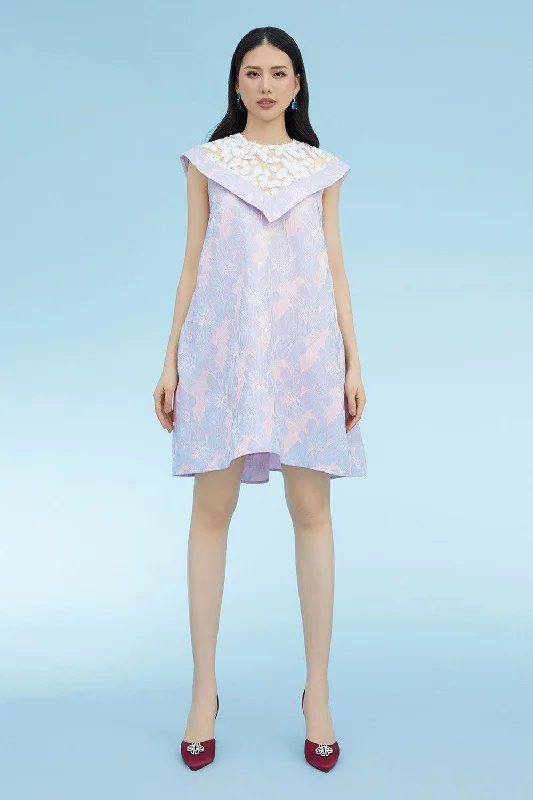 Non - Slip Casual Dresses with Adjustable Straps Elianna Trapezoid Jewel Neck Brocade Mini Dress Non - Slip Casual Dresses with Adjustable Straps Elianna Trapezoid Jewel Neck Brocade Mini Dress