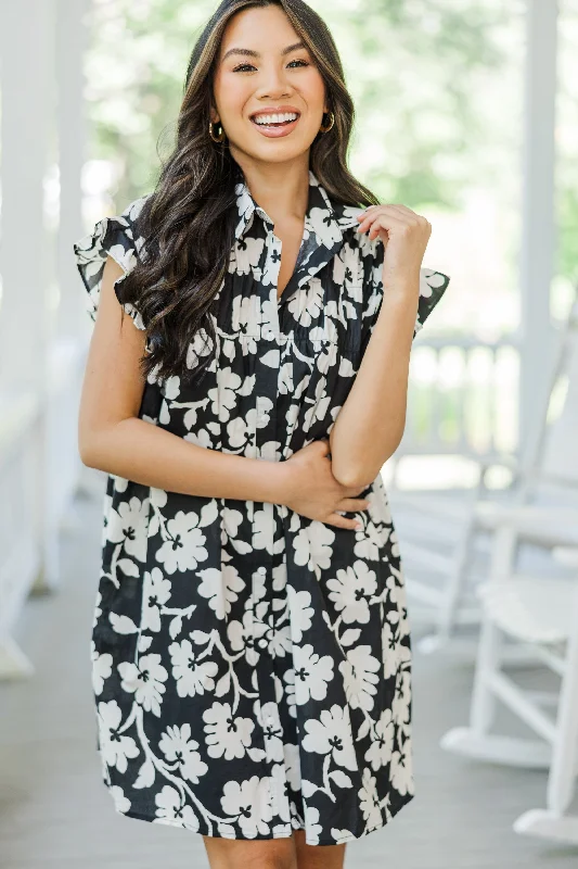 Quick - Dry Casual Dresses for Travel and Outdoor Use Happy To See You Black Floral Babydoll Dress Quick - Dry Casual Dresses for Travel and Outdoor Use Happy To See You Black Floral Babydoll Dress