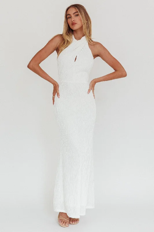 Pocket - Equipped Casual Dresses for Practicality Lush Aura Crossover Halter Neck Maxi Dress White Pocket - Equipped Casual Dresses for Practicality Lush Aura Crossover Halter Neck Maxi Dress White