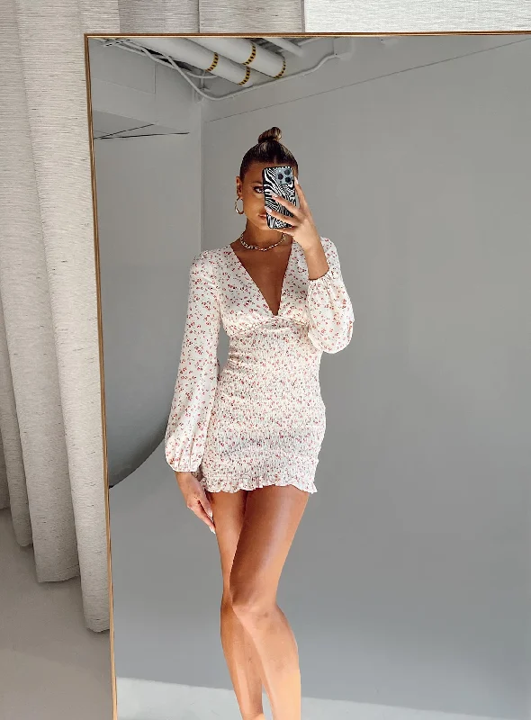 Mini dresses with patchwork designs for a unique style Sawyer Long Sleeve Mini Dress Multi Mini dresses with patchwork designs for a unique style Sawyer Long Sleeve Mini Dress Multi