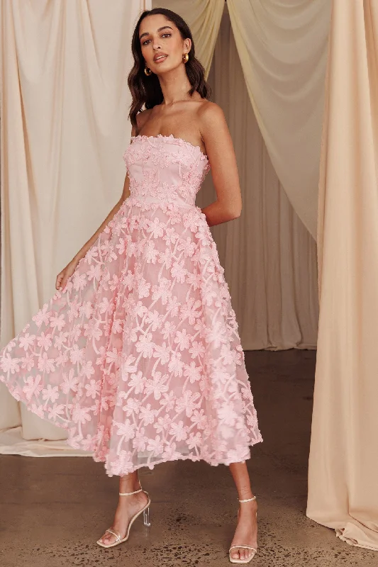 Cable - Knit Casual Dresses for a Traditional Style Dori Floral Embellished Midi Dress Blush Cable - Knit Casual Dresses for a Traditional Style Dori Floral Embellished Midi Dress Blush