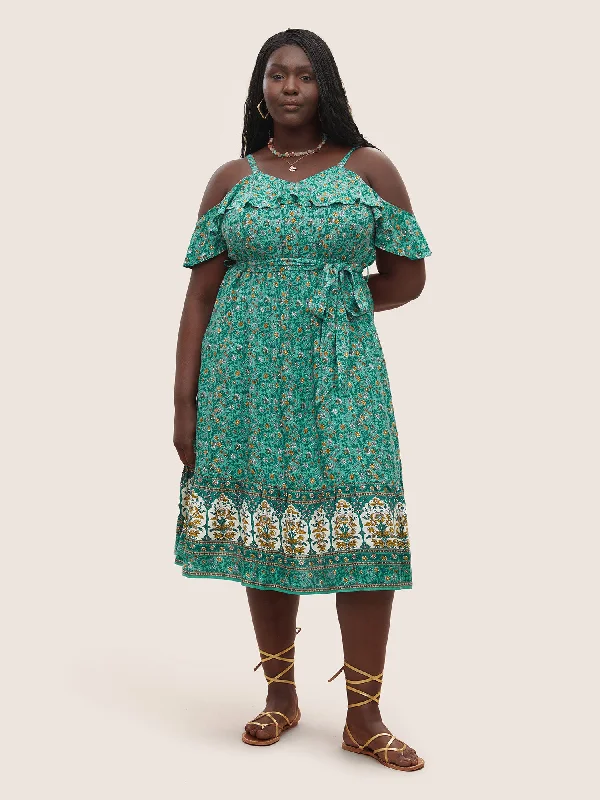 Quick - Dry Casual Dresses for Travel and Outdoor Use Bandana Ruffles Belted Cold Shoulder Dress Quick - Dry Casual Dresses for Travel and Outdoor Use Bandana Ruffles Belted Cold Shoulder Dress