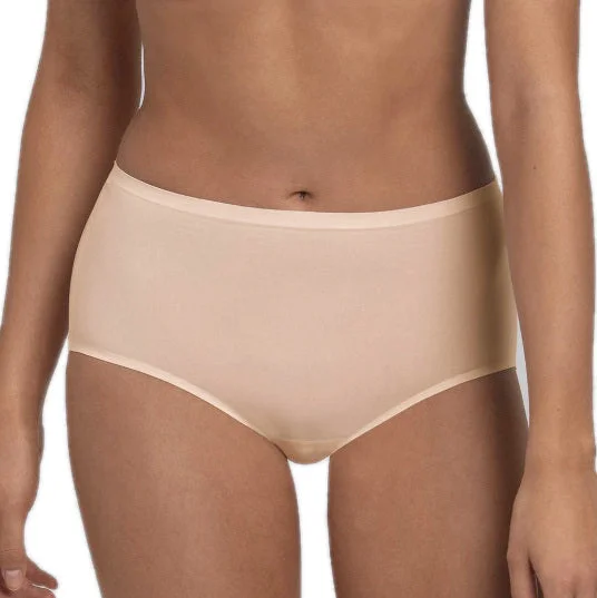 Women's satin - finished briefs for a smooth touch Anita Essentials Full Brief