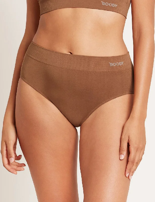 Women's adjustable - fit briefs with elastic sides Full Briefs - Nude 4