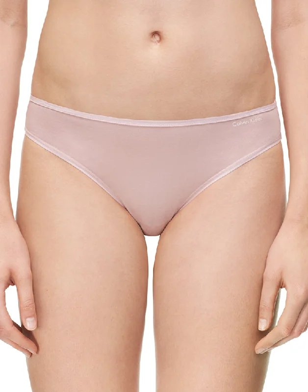 seamless boyshort panties for women for everyday wear Calvin Klein Women Form Bikini QD3644 seamless boyshort panties for women for everyday wear Calvin Klein Women Form Bikini QD3644