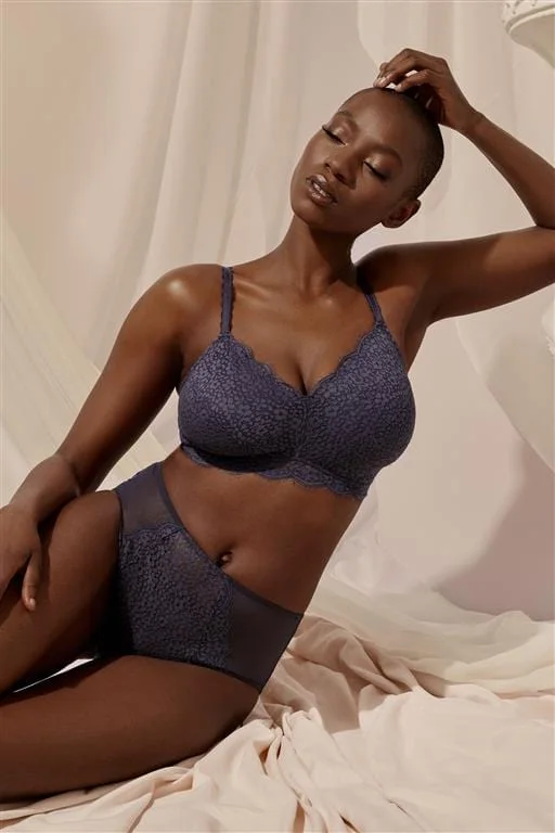 Non wired push up bras with silicone pads​ Emma Navy Ultimate Comfort Wireless Bra