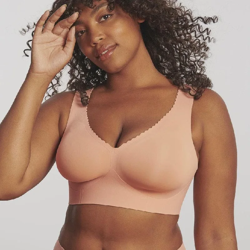 Non wired sports bras for yoga workouts Evelyn & Bobbie Evelyn Bra in Himalayan Salt Non wired sports bras for yoga workouts Evelyn & Bobbie Evelyn Bra in Himalayan Salt