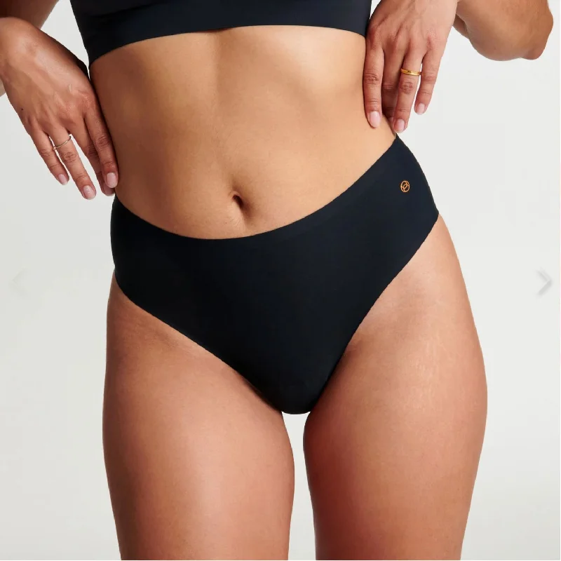 Wireless seamless non wired bras in plus sizes​ Evelyn & Bobbie High Waisted Thong