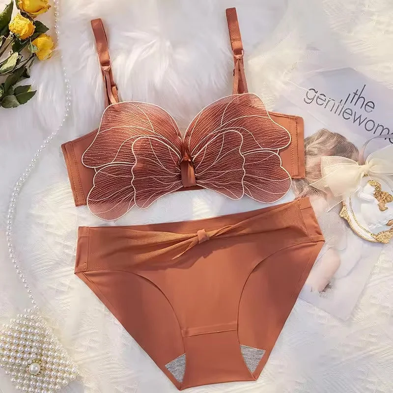 balconette bra women bra and panty sets for a sexy style High Quality Cute Butterfly Embroidered Adjustable Straps Full Back Support Bra & Panty Set 8806