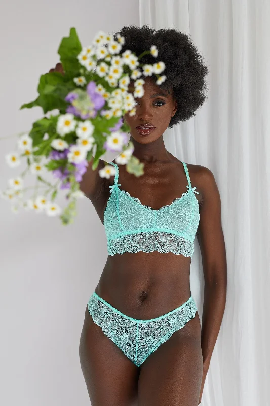 Non wired sports bras with high impact support​ Ariana Mint Everyday Lace Bralette