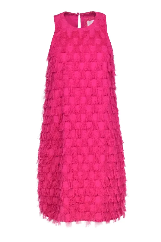 Lace - Embellished Women Dress for an Elegant and Sophisticated Appearance Lace - Embellished Women Dress for an Elegant and Sophisticated Appearance Anthropologie - Fuchsia Fringed Polka Dot Embossed Sleeveless Shift Dress Sz 6