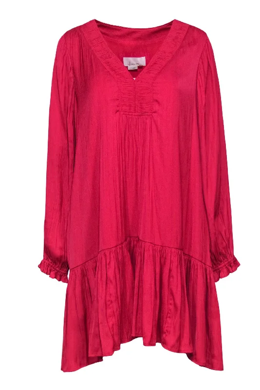 Ruffled Women Dress with Multiple Layers for a Playful and Girly Style Ruffled Women Dress with Multiple Layers for a Playful and Girly Style Anthropologie - Hot Pink Pleated Shift Dress w/ Peplum Hem Sz S