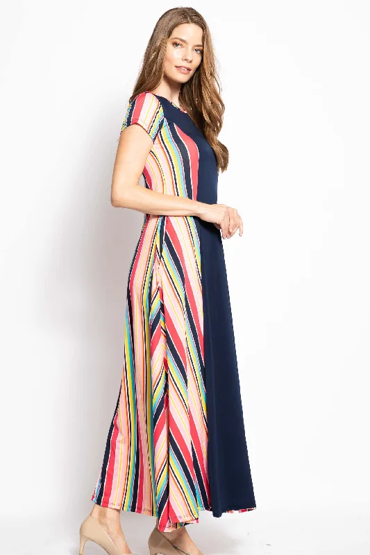 Plus Size Women Dress with a Flattering A - Line Cut for Comfort and Style Plus Size Women Dress with a Flattering A - Line Cut for Comfort and Style Emma
