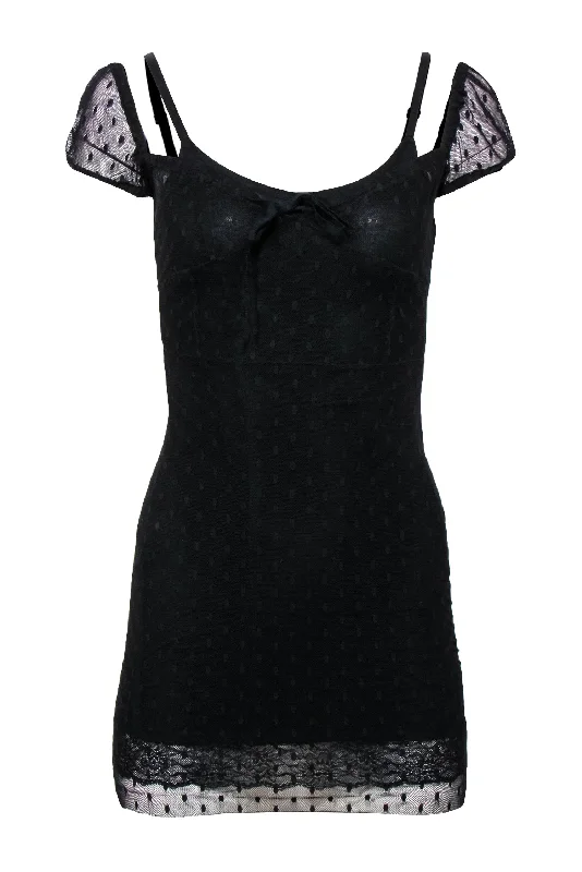 Plus Size Women Dress with a Flattering A - Line Cut for Comfort and Style Plus Size Women Dress with a Flattering A - Line Cut for Comfort and Style For Love & Lemons - Black Polka Dot Mesh Cap Sleeve Sheath Dress Sz XS