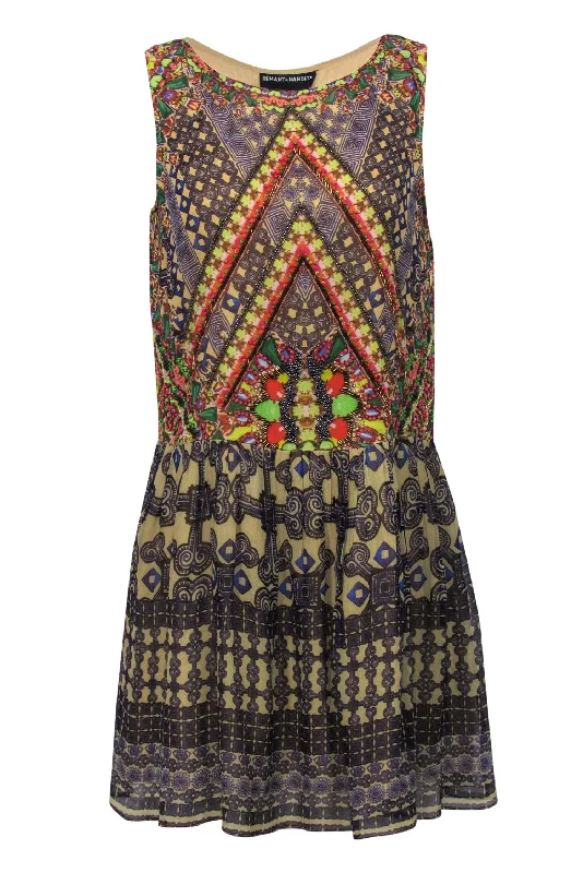 Mermaid - Style Women Dress with a Fitted Silhouette for Special Occasions Mermaid - Style Women Dress with a Fitted Silhouette for Special Occasions Hemant & Nandita - Light Green & Multicolor Bohemian Print Beaded Silk Fit & Flare Dress Sz L