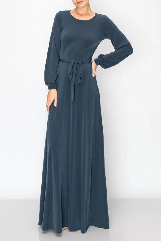 Halter Neck Women Dress to Show Off the Shoulders and Neckline Halter Neck Women Dress to Show Off the Shoulders and Neckline Kat Dress