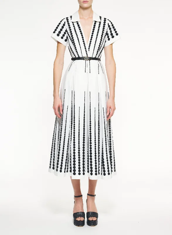 Sheath Women Dress with a Tailored Fit for a Professional Look Sheath Women Dress with a Tailored Fit for a Professional Look Moon Embroidered Poplin Dress
