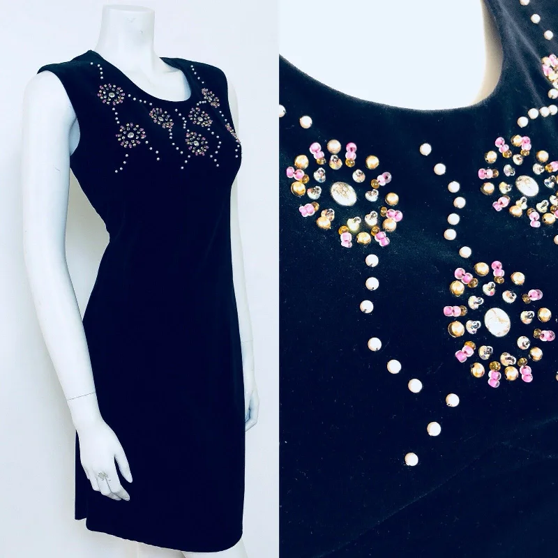 Pleated Women Dress with a Timeless and Elegant Texture Pleated Women Dress with a Timeless and Elegant Texture VINTAGE 1960S SEQUIN BLACK VELVET EMBELLISHED MINI DRESS 10 12
