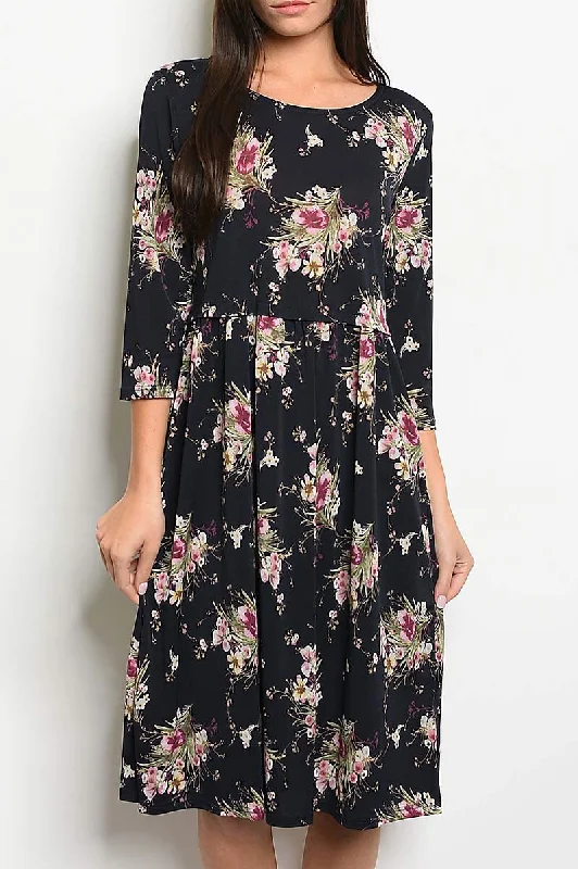 Mini Women Dress with a Short Hem for a Young and Trendy Style Mini Women Dress with a Short Hem for a Young and Trendy Style Zion
