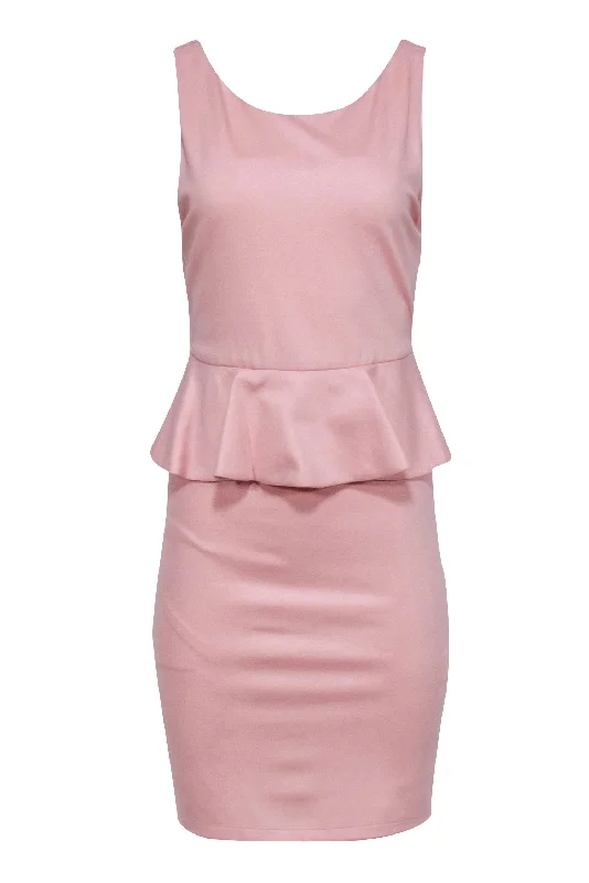 Plus Size Women Dress with a Flattering A - Line Cut for Comfort and Style Plus Size Women Dress with a Flattering A - Line Cut for Comfort and Style Alice & Olivia - Pink Sleeveless Peplum Dress Sz 8 Plus Size Women Dress with a Flattering A - Line Cut for Comfort and Style Plus Size Women Dress with a Flattering A - Line Cut for Comfort and Style Alice & Olivia - Pink Sleeveless Peplum Dress Sz 8