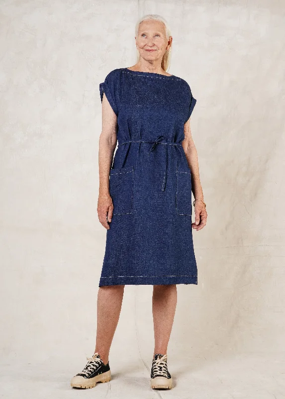 Backless Women Dress for a Sexy and Alluring Look at Evening Events Backless Women Dress for a Sexy and Alluring Look at Evening Events Farmers Market Dress Denim Backless Women Dress for a Sexy and Alluring Look at Evening Events Backless Women Dress for a Sexy and Alluring Look at Evening Events Farmers Market Dress Denim