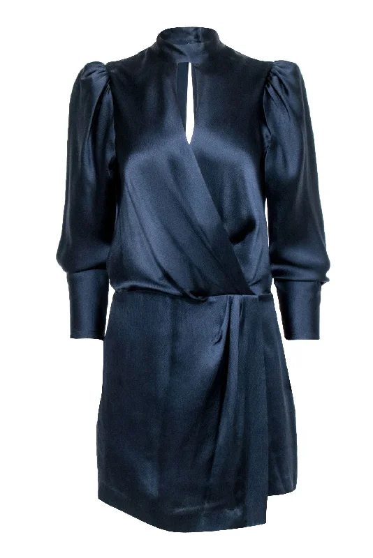 Maxi Women Dress with Floral Print for a Bohemian Vibe Maxi Women Dress with Floral Print for a Bohemian Vibe Frame - Navy Silk Faux Wrap Dress Sz S Maxi Women Dress with Floral Print for a Bohemian Vibe Maxi Women Dress with Floral Print for a Bohemian Vibe Frame - Navy Silk Faux Wrap Dress Sz S