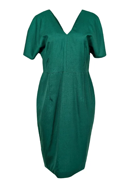 Mermaid - Style Women Dress with a Fitted Silhouette for Special Occasions Mermaid - Style Women Dress with a Fitted Silhouette for Special Occasions Jil Sander - Dark Kelly Green Wool Short Sleeve Dress Sz 14 Mermaid - Style Women Dress with a Fitted Silhouette for Special Occasions Mermaid - Style Women Dress with a Fitted Silhouette for Special Occasions Jil Sander - Dark Kelly Green Wool Short Sleeve Dress Sz 14