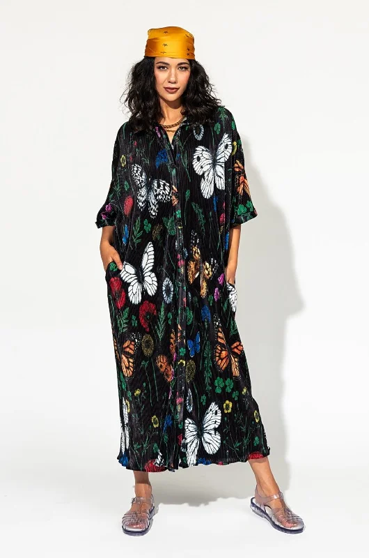 Pleated Women Dress with a Timeless and Elegant Texture Pleated Women Dress with a Timeless and Elegant Texture So Far So Good Oversized Plissé Dress in Folklore Florals *RESTOCKED* Pleated Women Dress with a Timeless and Elegant Texture Pleated Women Dress with a Timeless and Elegant Texture So Far So Good Oversized Plissé Dress in Folklore Florals *RESTOCKED*