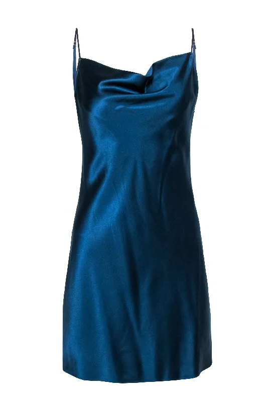 Plus Size Women Dress with a Flattering A - Line Cut for Comfort and Style Plus Size Women Dress with a Flattering A - Line Cut for Comfort and Style Fleur Du Mal - Dark Blue Silk Mini Slip Dress Sz M Plus Size Women Dress with a Flattering A - Line Cut for Comfort and Style Plus Size Women Dress with a Flattering A - Line Cut for Comfort and Style Fleur Du Mal - Dark Blue Silk Mini Slip Dress Sz M