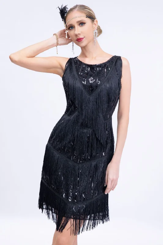 Halter Neck Women Dress to Show Off the Shoulders and Neckline Halter Neck Women Dress to Show Off the Shoulders and Neckline Sparkly Black Fringed 1920s Gatsby Dress with Sequins Halter Neck Women Dress to Show Off the Shoulders and Neckline Halter Neck Women Dress to Show Off the Shoulders and Neckline Sparkly Black Fringed 1920s Gatsby Dress with Sequins