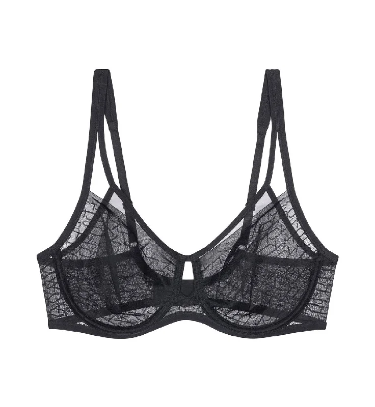 lace bras for a romantic look SIGNATURE SHEER MINIMISER BRA
