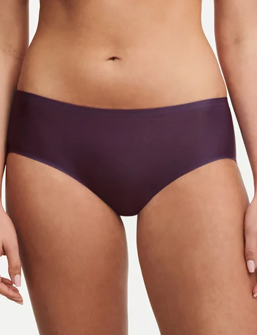Shaper for a flat stomach and hourglass figure​ Chantelle Soft Stretch Hipster