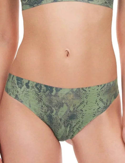 Shaper with a slimming effect on thighs​ Chantelle Soft Stretch Thong
