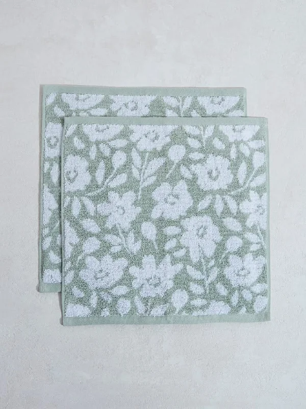Women's petite - fit skinny pants High - waisted women jeans for a flattering silhouette Westside Home Green Floral Face Towel - (Set of 2) Women's petite - fit skinny pants High - waisted women jeans for a flattering silhouette Westside Home Green Floral Face Towel - (Set of 2)