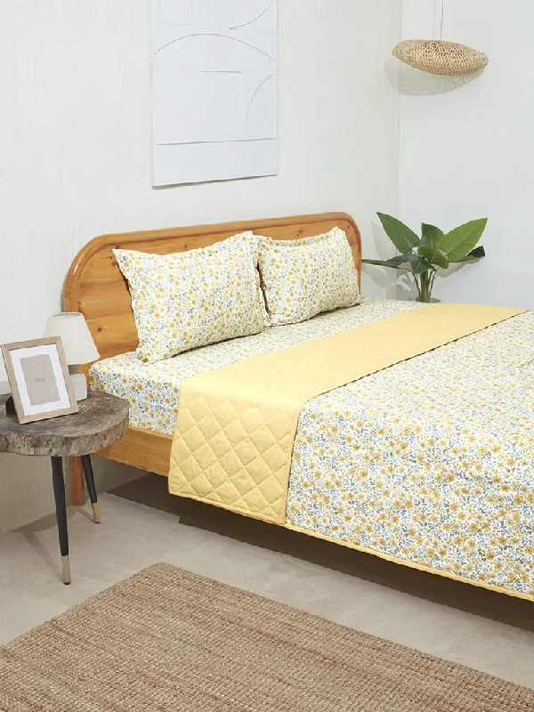 Women's pants with quick - dry fabric Button - fly women jeans with a traditional touch Westside Home Yellow Ditsy Floral Printed Double Comforter
