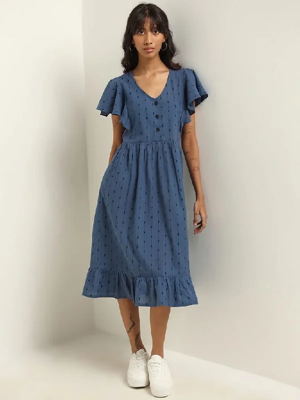 Women's two - piece pant set Ripped women jeans for a rebellious and fashion - forward style Bombay Paisley Blue Printed Cotton Dress