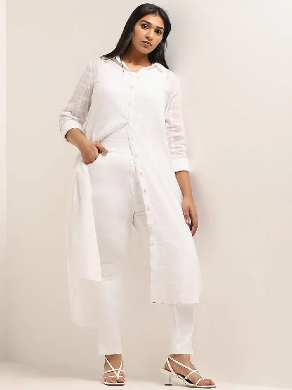 Women's expensive designer pants Dark - wash women jeans for a sophisticated and slimming effect Gia White Checked Cotton Shrug