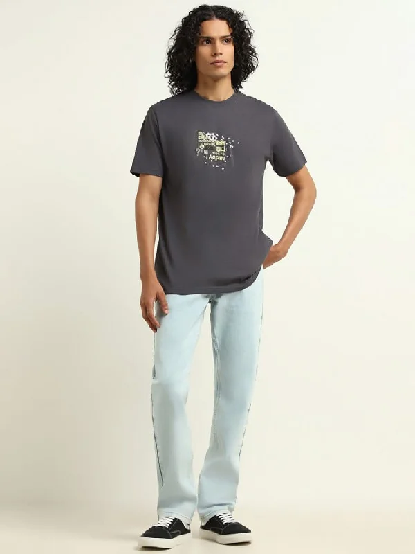 Women's pants for theme park visits Mom jeans for a nostalgic and casual look Nuon Light Blue Straight - Fit Mid - Rise Jeans