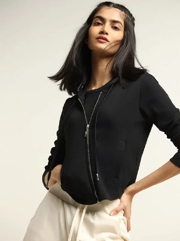 Women's long - length casual pants Straight - leg women jeans with a classic and timeless appeal Studiofit Black Cotton Blend Hoodie Jacket