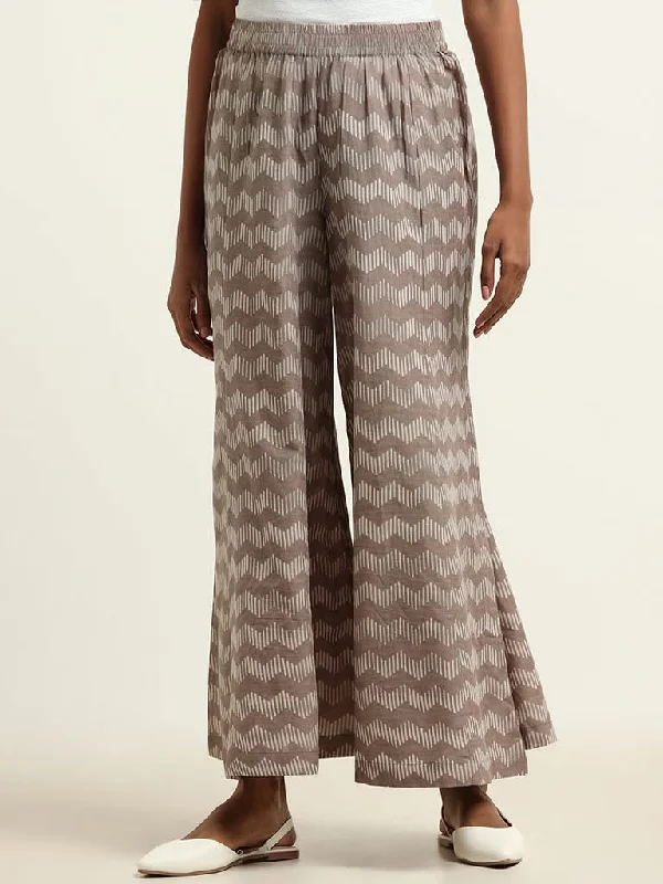 Women's skinny jeans pants High - waisted women jeans for a flattering silhouette Utsa Brown Printed Palazzos