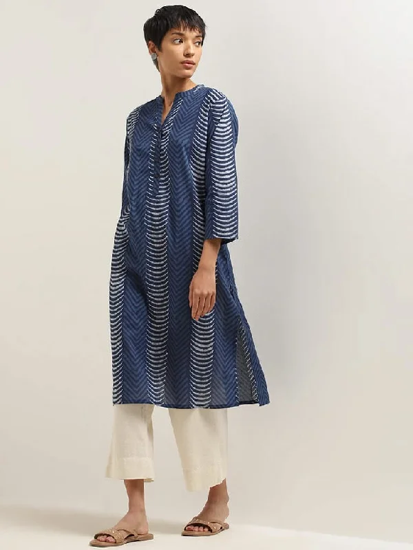 Women's pants for family gatherings Embroidered women jeans with intricate patterns Utsa Indigo Chevron Printed Cotton Kurta