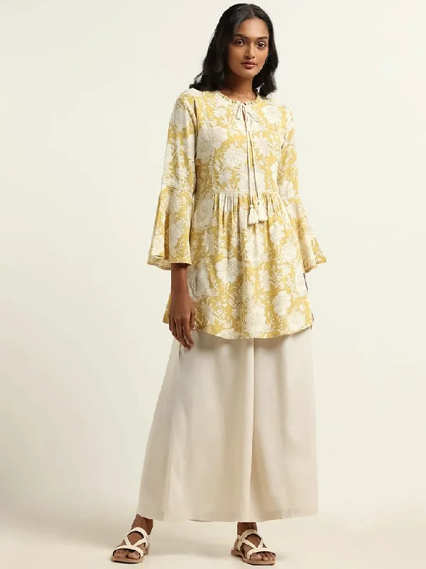 Women's button - fly jeans pants Wide - leg women jeans for a modern and relaxed vibe Utsa Yellow Floral Kurti
