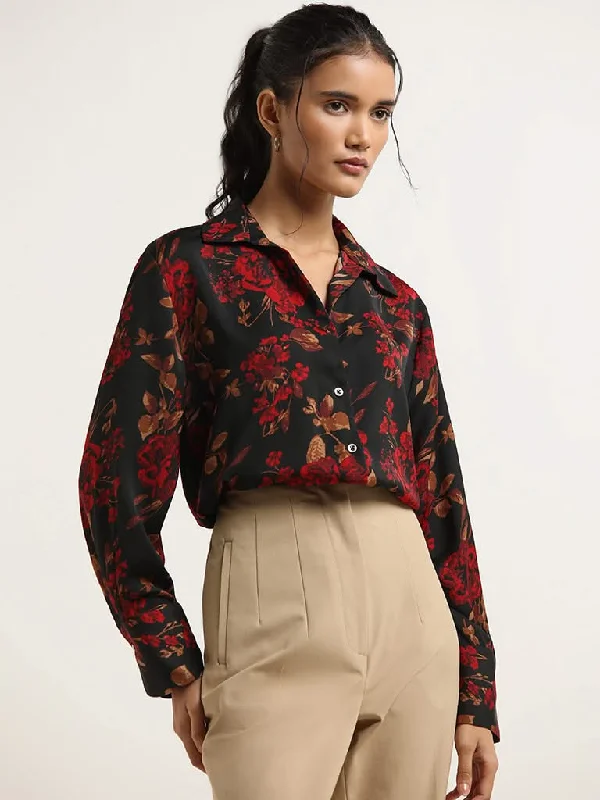 Women's leather moto pants Wide - leg women jeans for a modern and relaxed vibe Wardrobe Black Printed Cotton Shirt Women's leather moto pants Wide - leg women jeans for a modern and relaxed vibe Wardrobe Black Printed Cotton Shirt