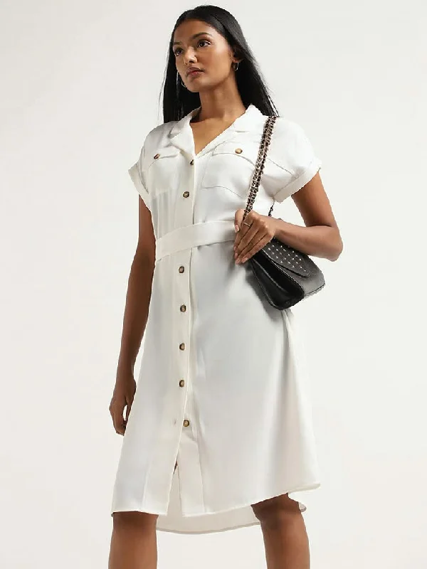 Women's drawstring athletic pants High - rise flare women jeans for a 70s - inspired look Wardrobe White Button-Down Dress with Belt Women's drawstring athletic pants High - rise flare women jeans for a 70s - inspired look Wardrobe White Button-Down Dress with Belt
